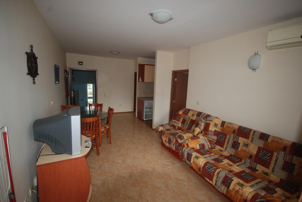 Elite 4 Sunray Apartments Сонячний Берег Екстер'єр фото