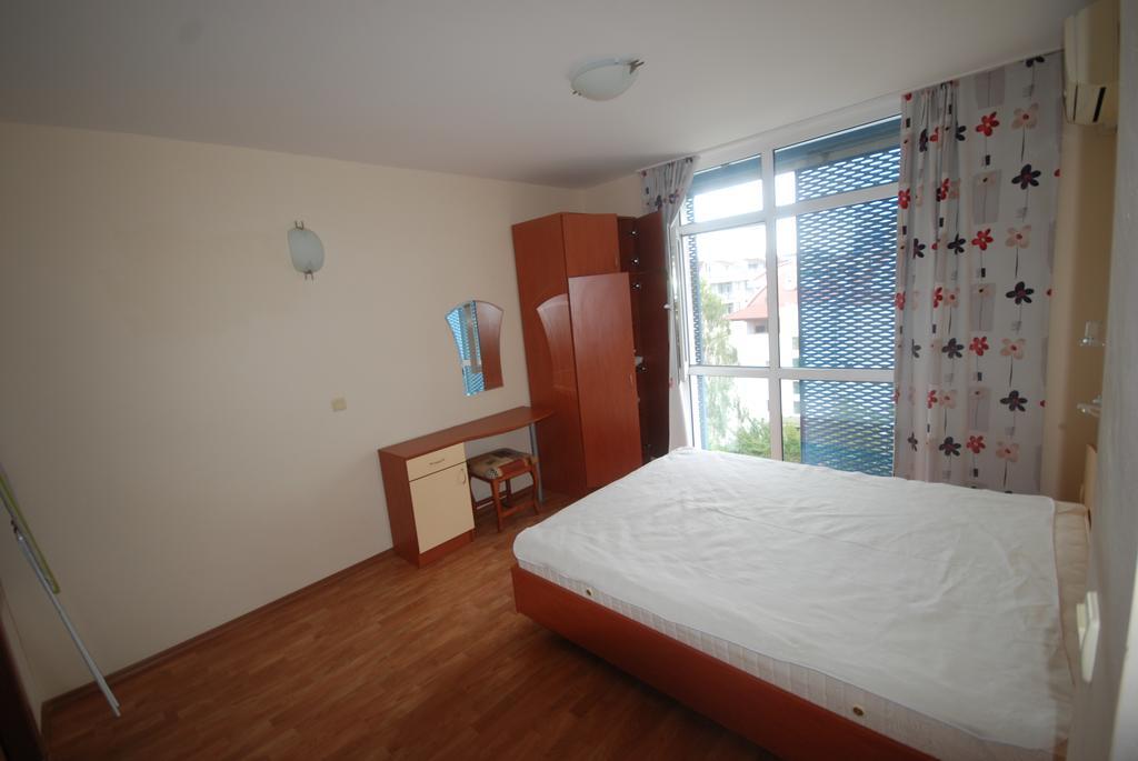 Elite 4 Sunray Apartments Сонячний Берег Екстер'єр фото