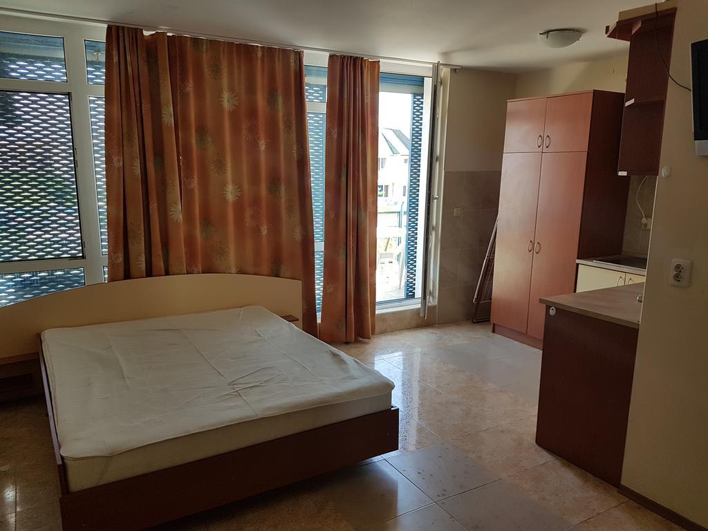Elite 4 Sunray Apartments Сонячний Берег Екстер'єр фото